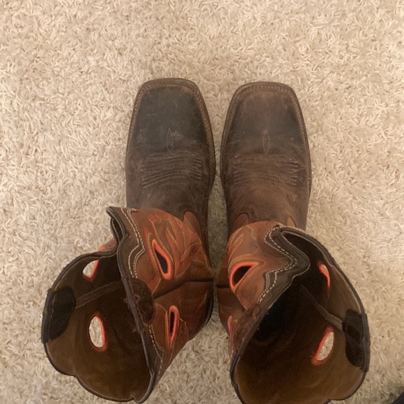 Ariat Cowboy Boots 10.5D - Picture 2 of 4